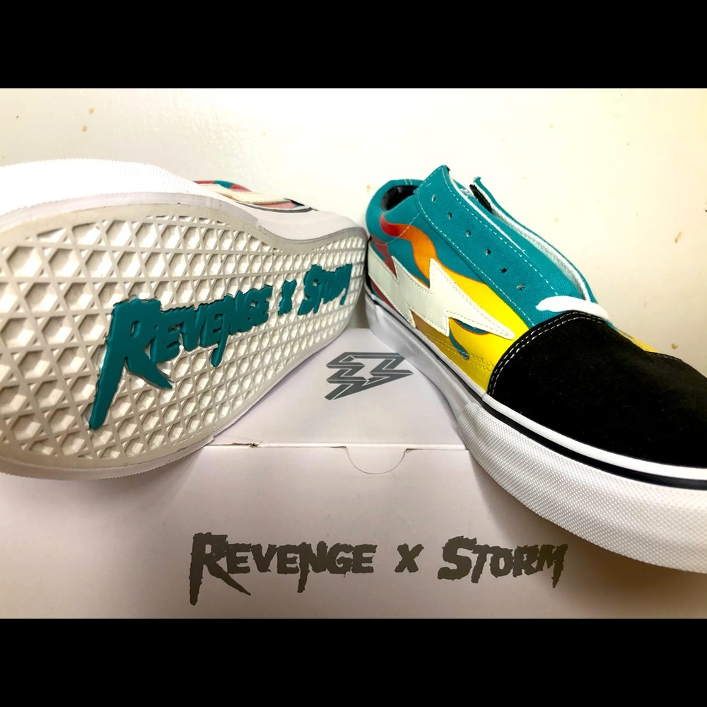 ⚠️SOLD⚠️ Revenge x Storm “ Teal Flame” Size 11